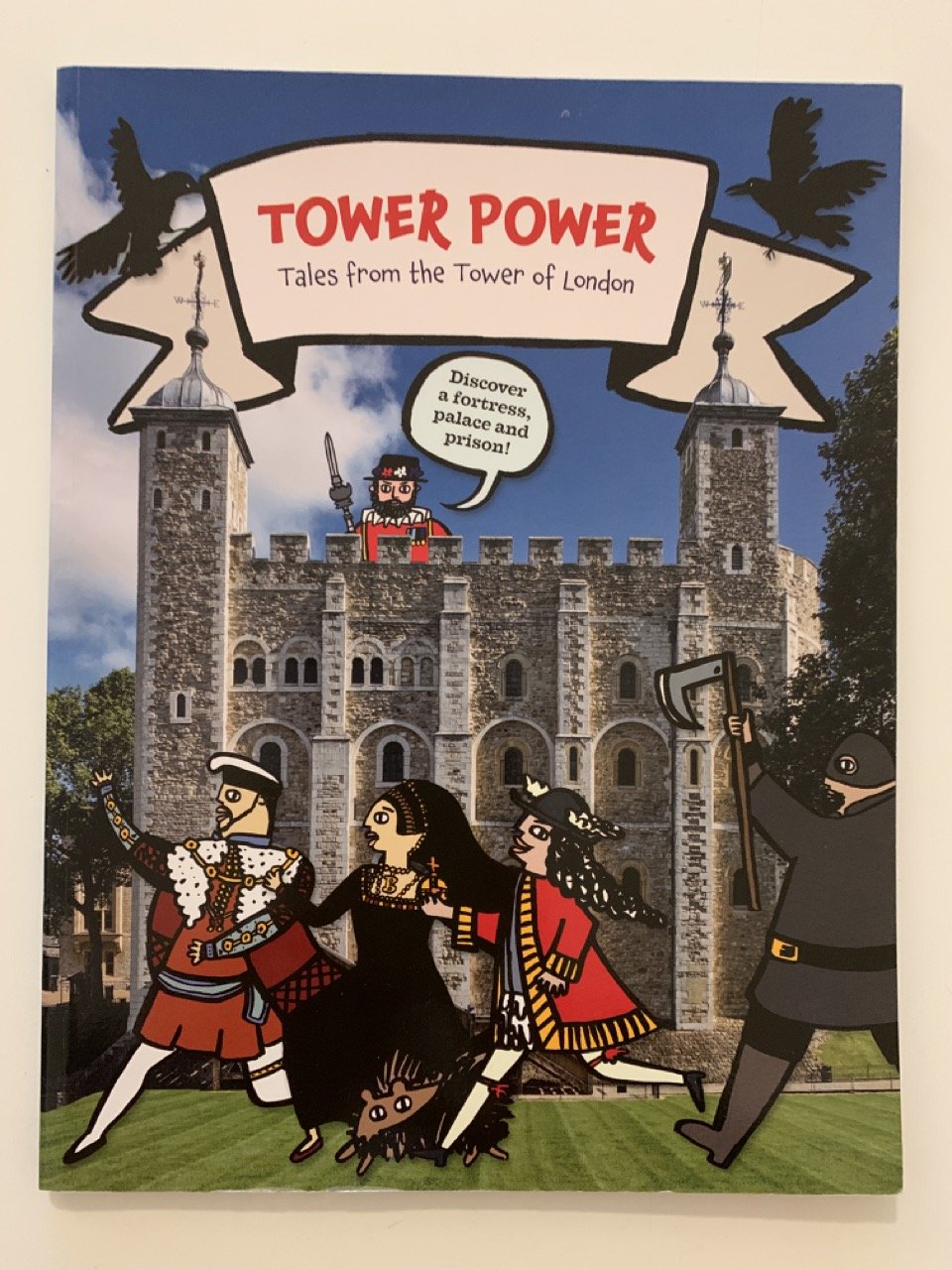 イギリス Tower of London ロンドン塔 公式ガイドブック（英語版/English、子ども向け）