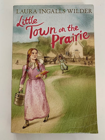 Little Town on the Prairie (Little House on the Prairie Book 7) (English)